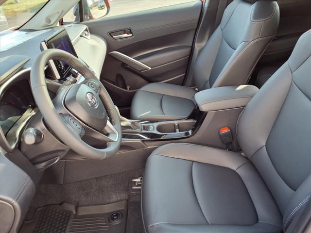 2025 Toyota Corolla Cross XLE