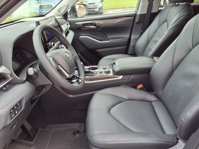 2025 Toyota Highlander Limited