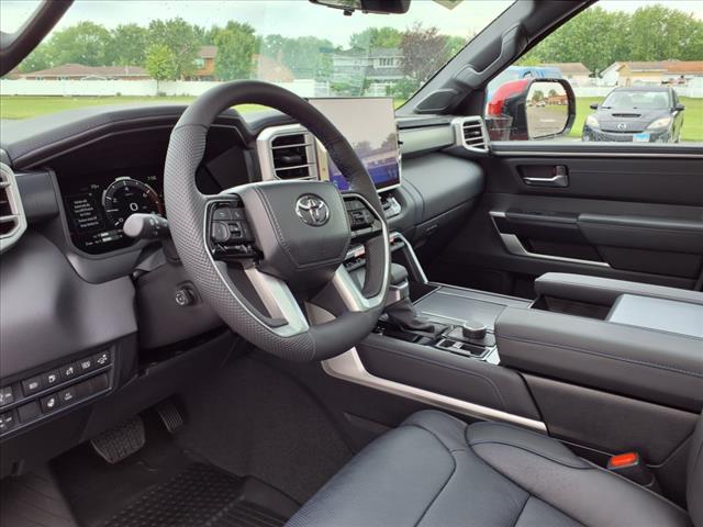2025 Toyota Tundra Platinum HV