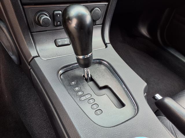 2004 Ford Thunderbird Deluxe