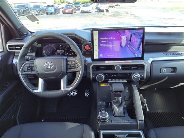 2025 Toyota Tacoma TRD Sport HV