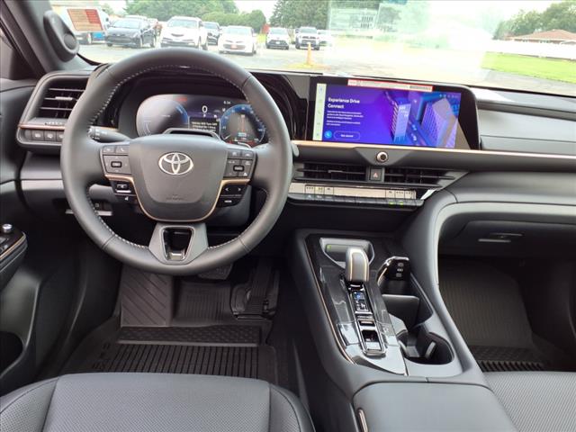 2025 Toyota Crown Signia Limited