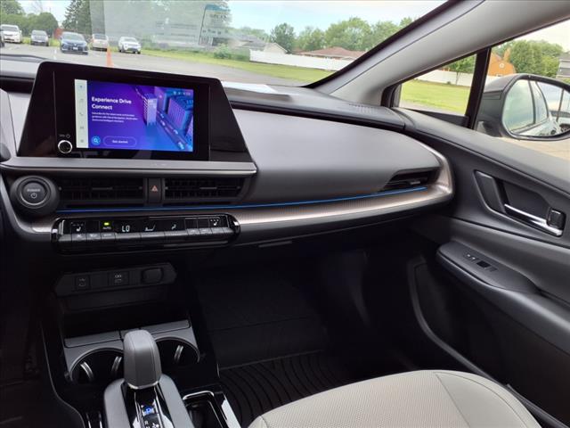 2025 Toyota Prius XLE