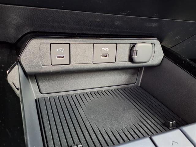 2025 Toyota Prius XLE