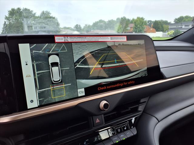 2025 Toyota Crown Signia Limited