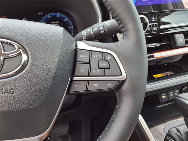 2025 Toyota Highlander Limited