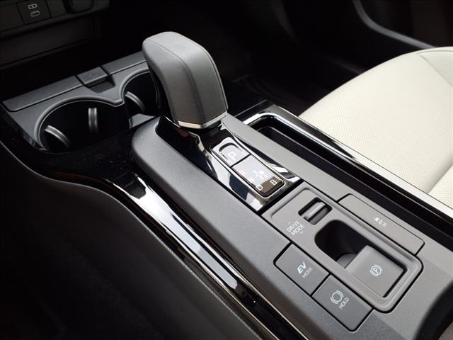 2025 Toyota Prius XLE