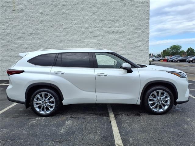 2025 Toyota Highlander Limited