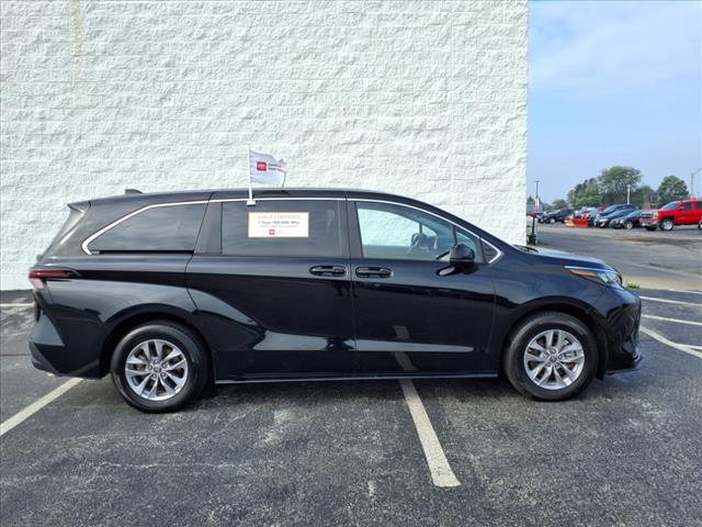 2024 Toyota Sienna LE 8-Passenger