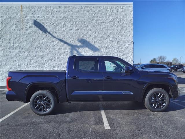 2025 Toyota Tundra Platinum HV