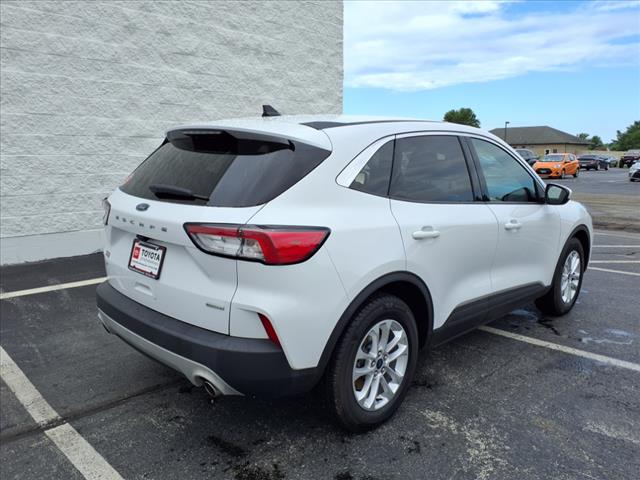 2020 Ford Escape SE