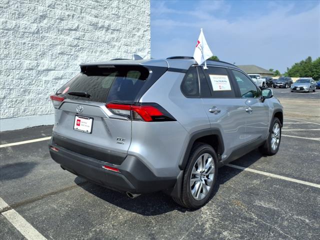 2022 Toyota RAV4 XLE Premium