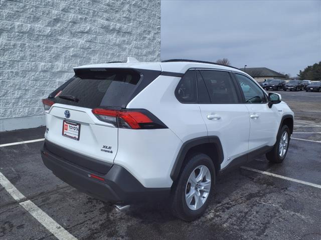 2021 Toyota RAV4 Hybrid XLE