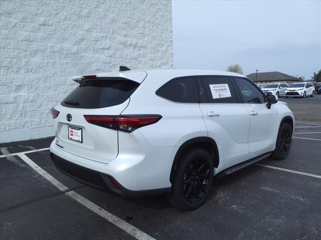 2022 Toyota Highlander L