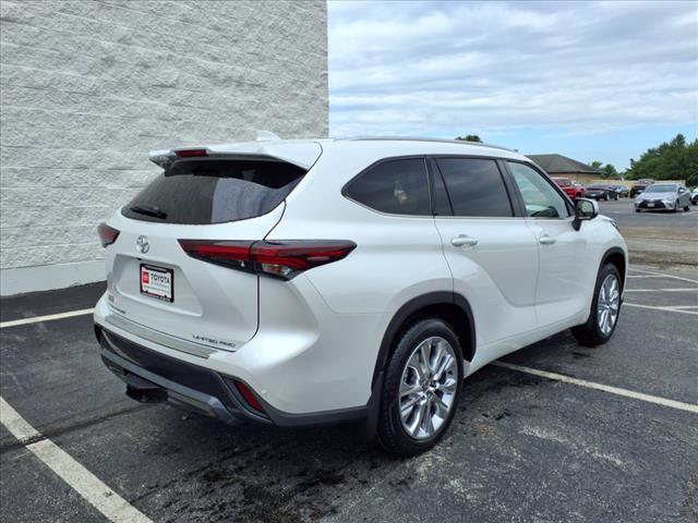 2025 Toyota Highlander Limited