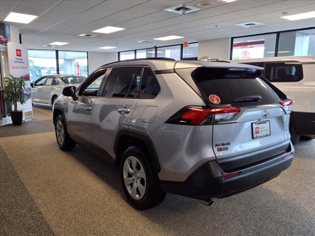 2020 Toyota RAV4 LE