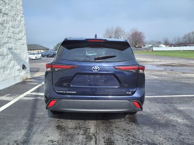 2024 Toyota Highlander LE
