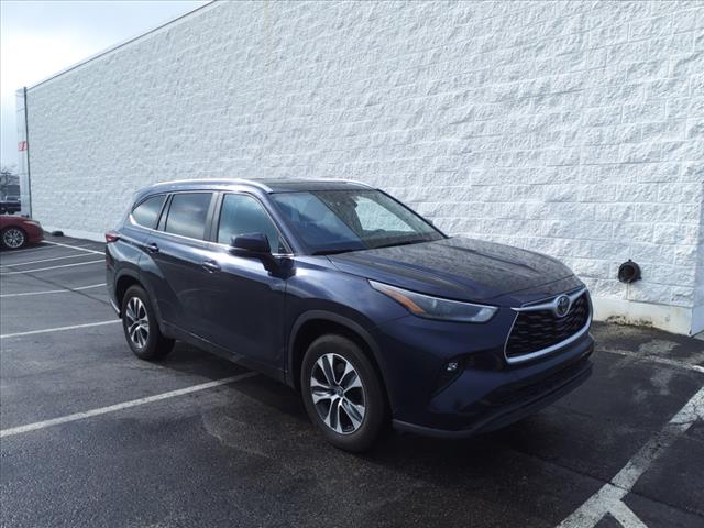 2024 Toyota Highlander LE