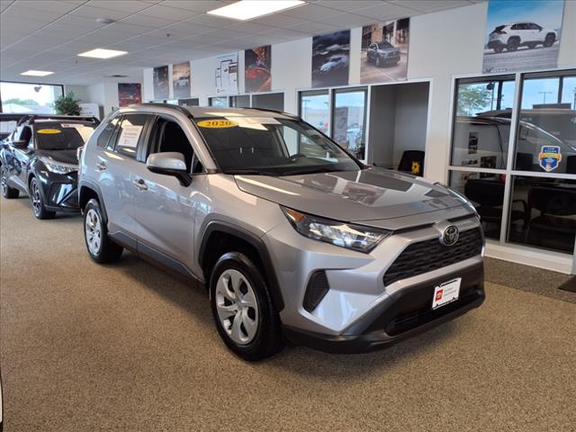 2020 Toyota RAV4 LE