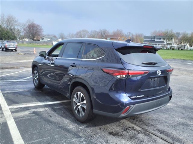 2024 Toyota Highlander LE