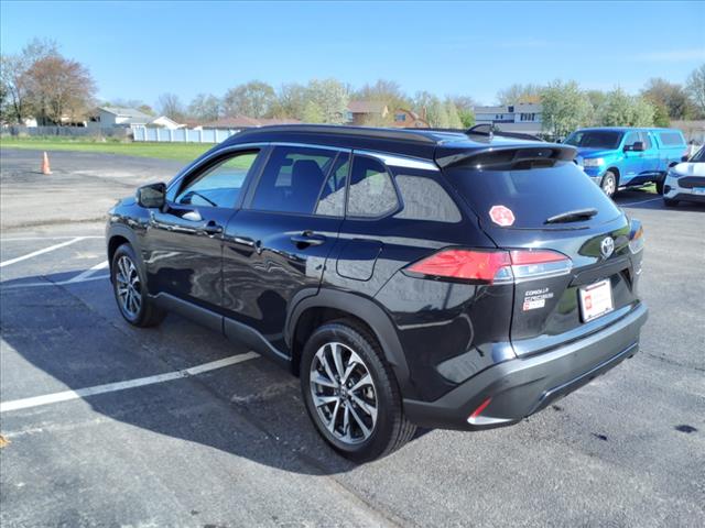 2022 Toyota Corolla Cross XLE