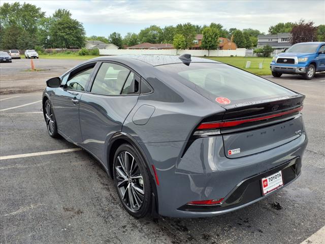 2025 Toyota Prius XLE
