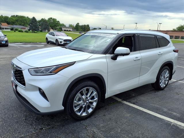 2025 Toyota Highlander Limited