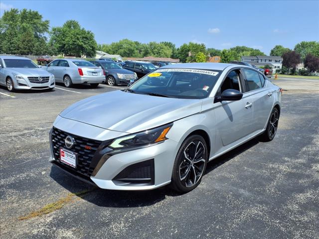 2023 Nissan Altima 2.5 SR