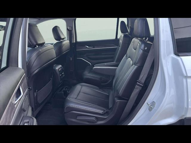 2022 Jeep Grand Cherokee L Limited - Photo 13