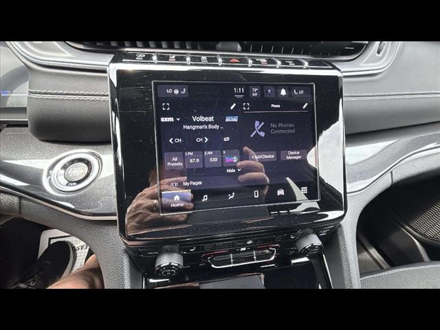 2022 Jeep Grand Cherokee Altitude - Photo 17