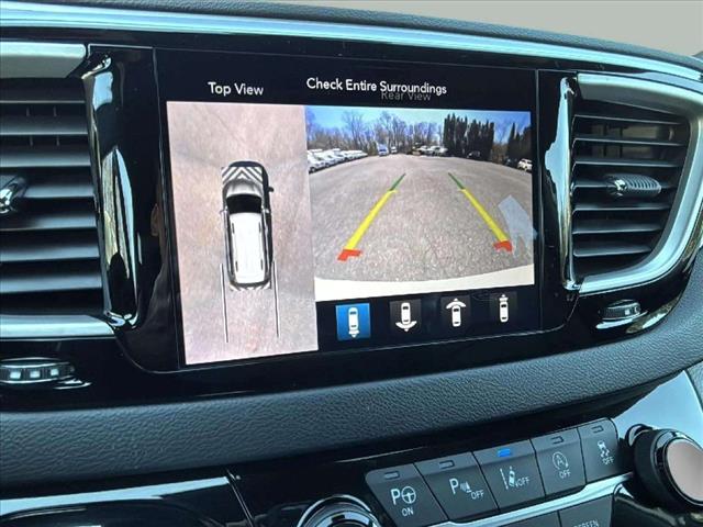 2020 Chrysler Pacifica Launch Edition - Photo 19