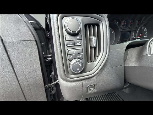 2023 Chevrolet Silverado 1500 Custom - Photo 21