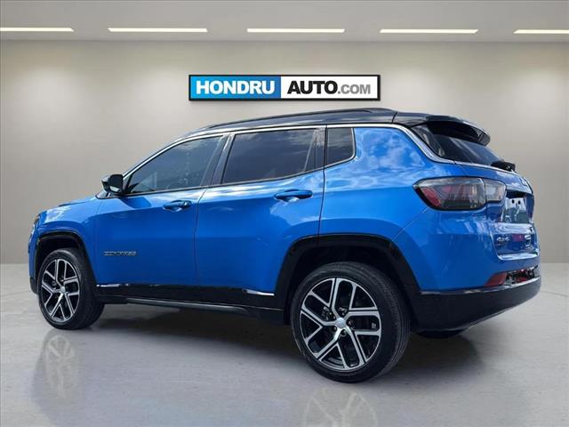 2024 Jeep Compass Limited - Photo 3