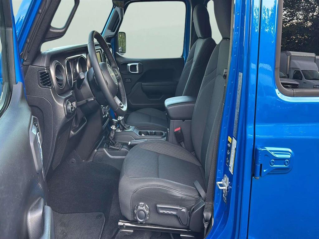 2021 Jeep Gladiator Willys 4x4