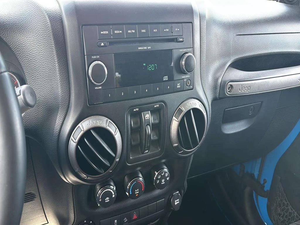 2011 Jeep Wrangler Unlimited Sport