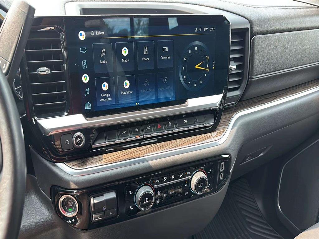 2022 Chevrolet Silverado 1500 4WD Crew Cab Standard Bed LT