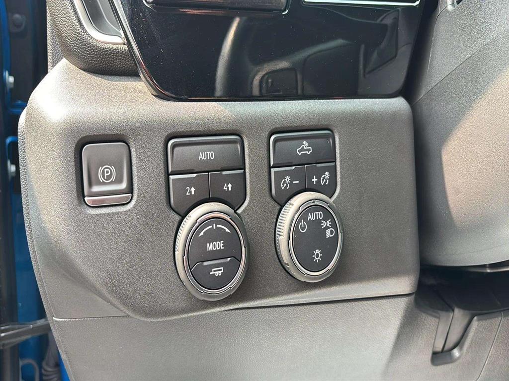 2022 Chevrolet Silverado 1500 4WD Crew Cab Standard Bed LT