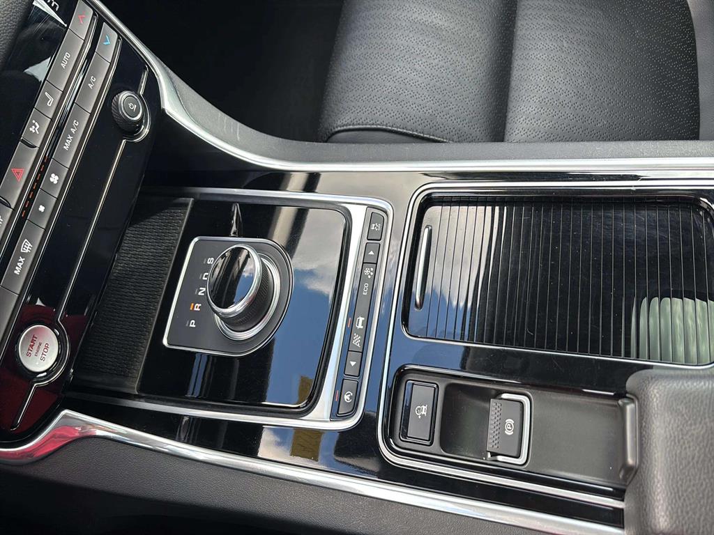 2017 Jaguar XF 20d Prestige