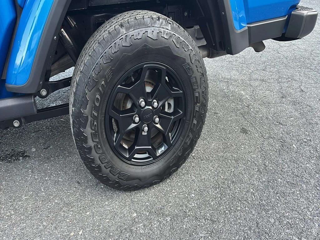 2021 Jeep Gladiator Willys 4x4