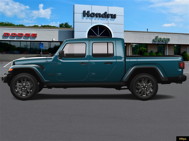 2025 Jeep Gladiator NightHawk