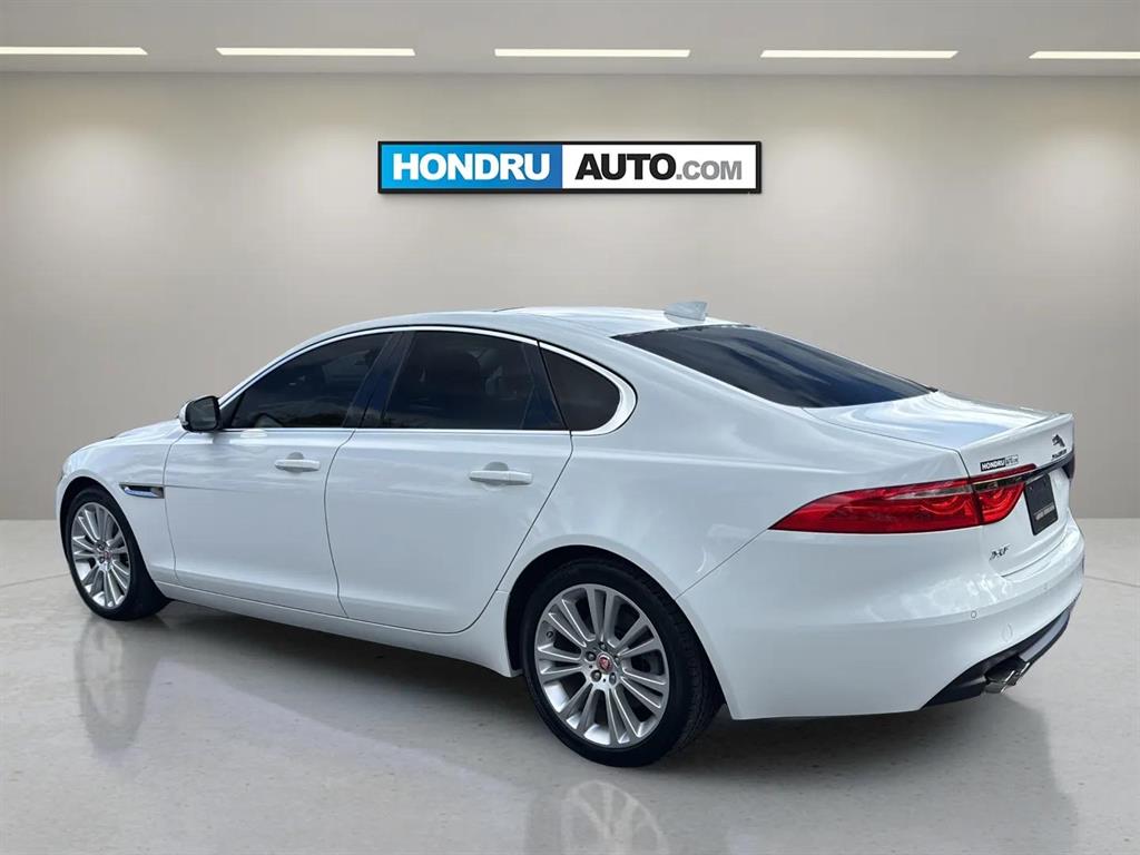 2017 Jaguar XF 20d Prestige