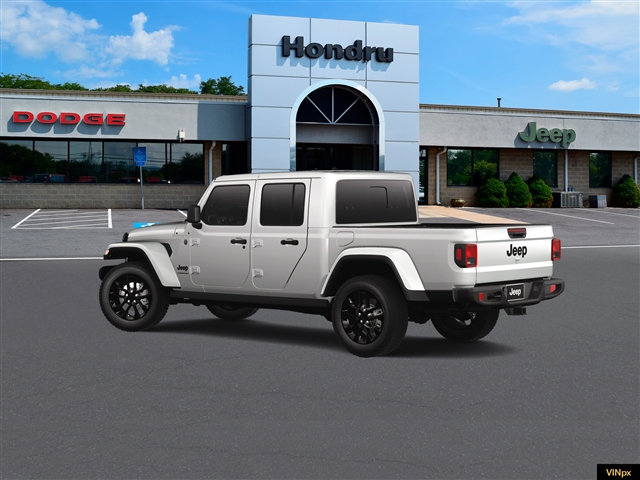 2024 Jeep Gladiator GLADIATOR NIGHTHAWK 4X4