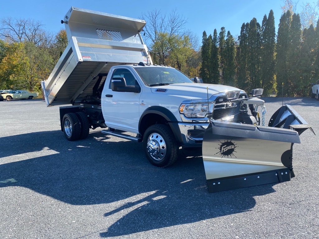 2024 RAM Ram 5500 Chassis Cab RAM 5500 TRADESMAN CHASSIS REGULAR CAB 4X4 60 CA