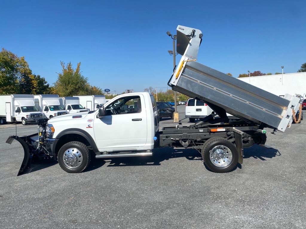 2024 RAM Ram 5500 Chassis Cab RAM 5500 TRADESMAN CHASSIS REGULAR CAB 4X4 60 CA