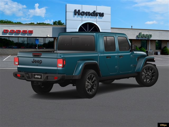 2025 Jeep Gladiator NightHawk