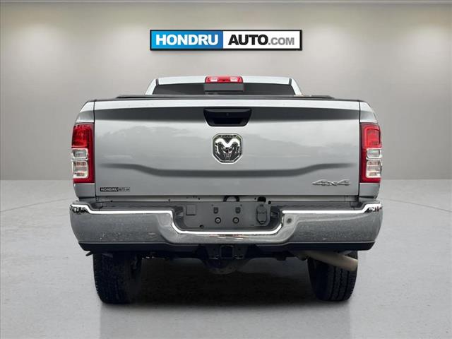 2022 RAM 2500 Tradesman Crew Cab 4x4 64 Box