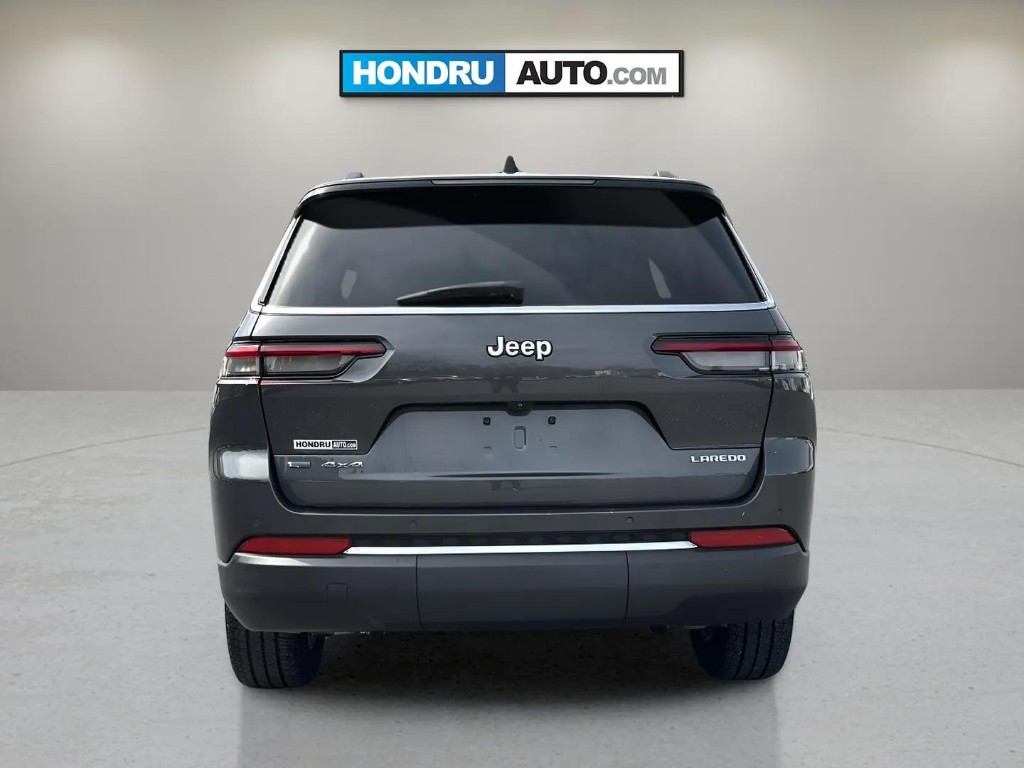 2021 Jeep Grand Cherokee L Laredo 4x4