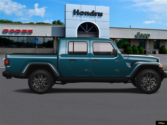 2025 Jeep Gladiator NightHawk