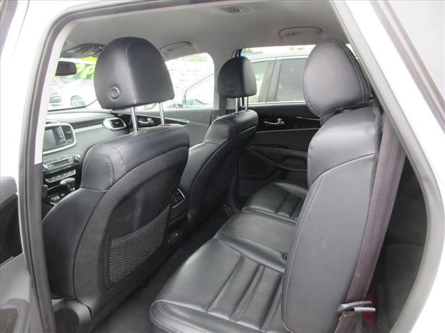 2019 Kia Sorento EX V6