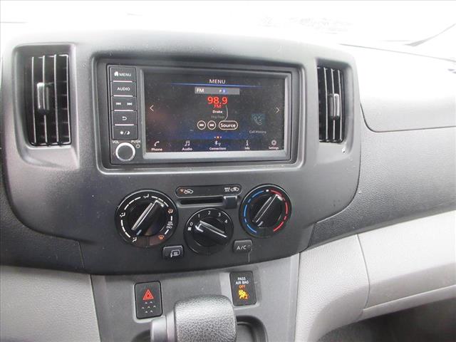 2020 Nissan NV200 SV